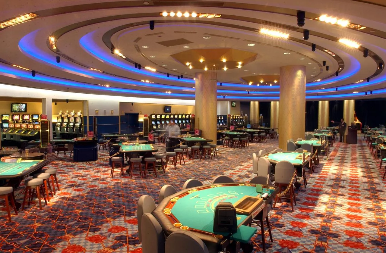Casinoabend auf Reisen mit Zeit für ein gemeinsames Essen